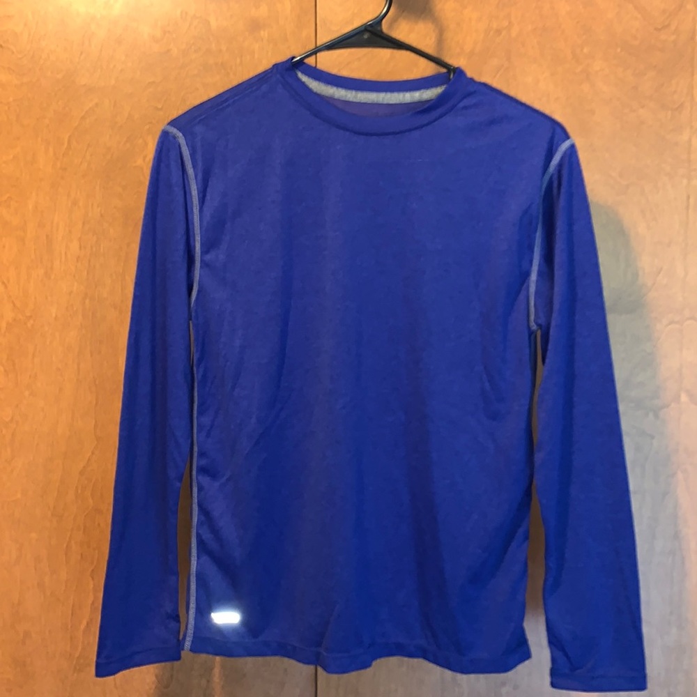 NWOT child’s blue long sleeve athletic-like shirt - size XL (14-16)